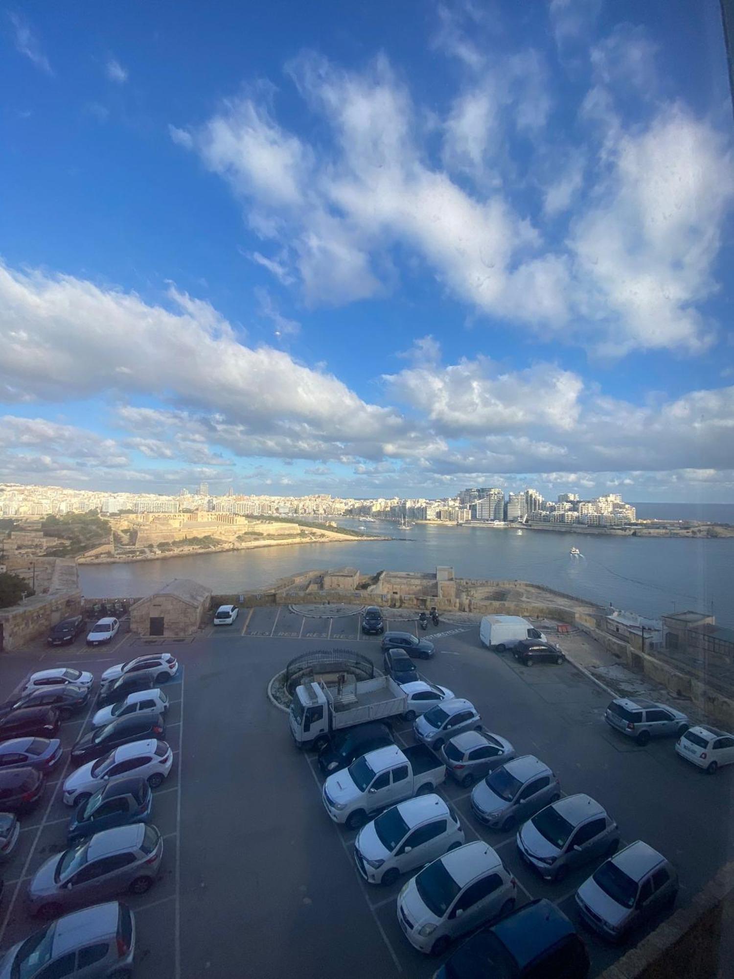 Seaview Valletta Apartment Exteriör bild